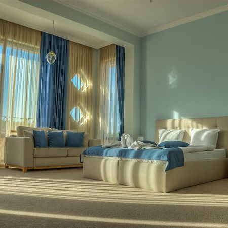 Hotel Chateau Des Bergers Targovishte  Eksteriør bilde