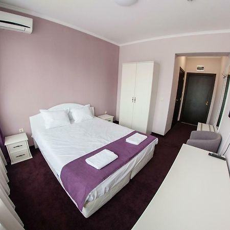Hotel Chateau Des Bergers Targovishte  Eksteriør bilde
