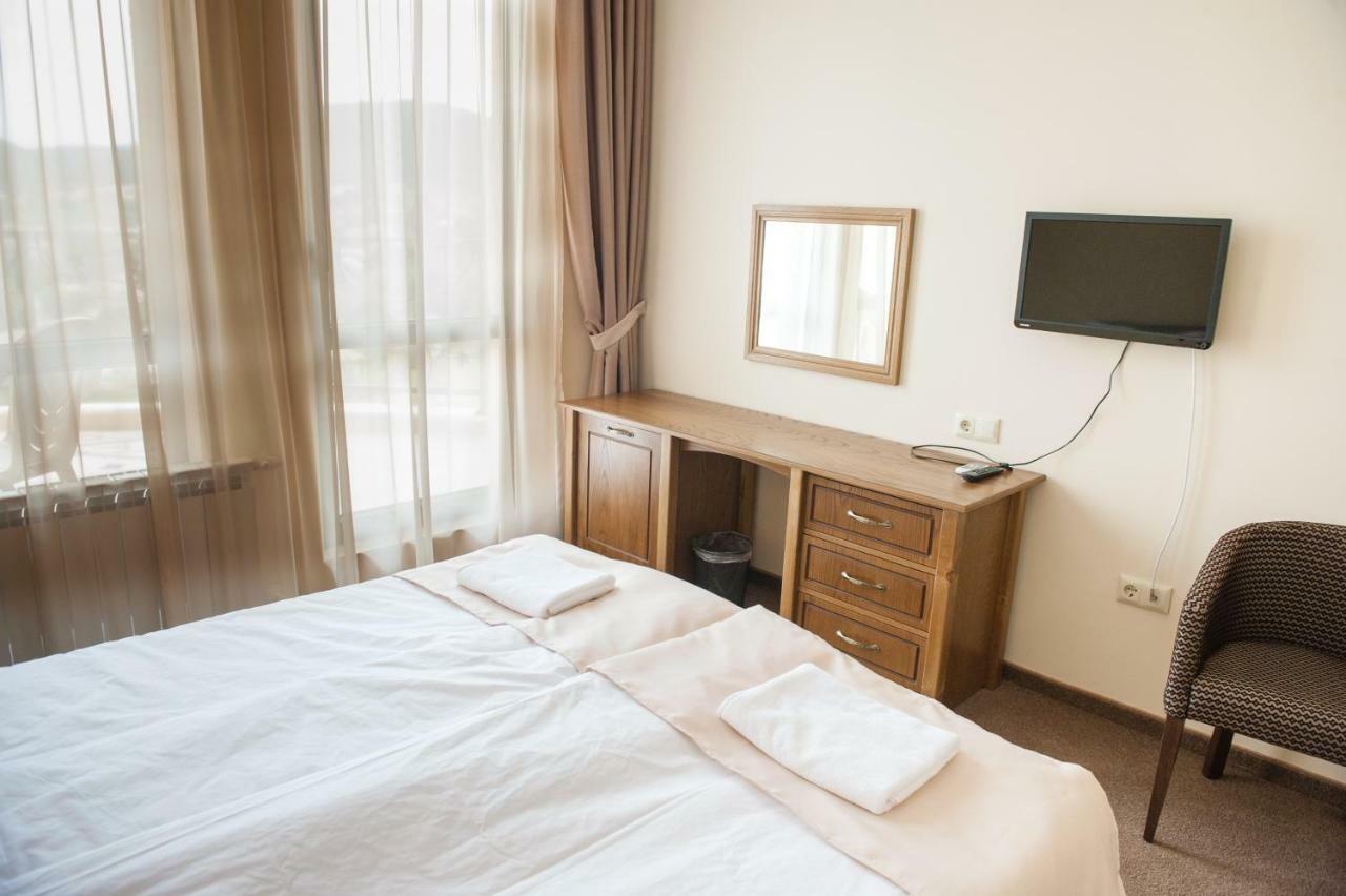 Hotel Chateau Des Bergers Targovishte  Eksteriør bilde