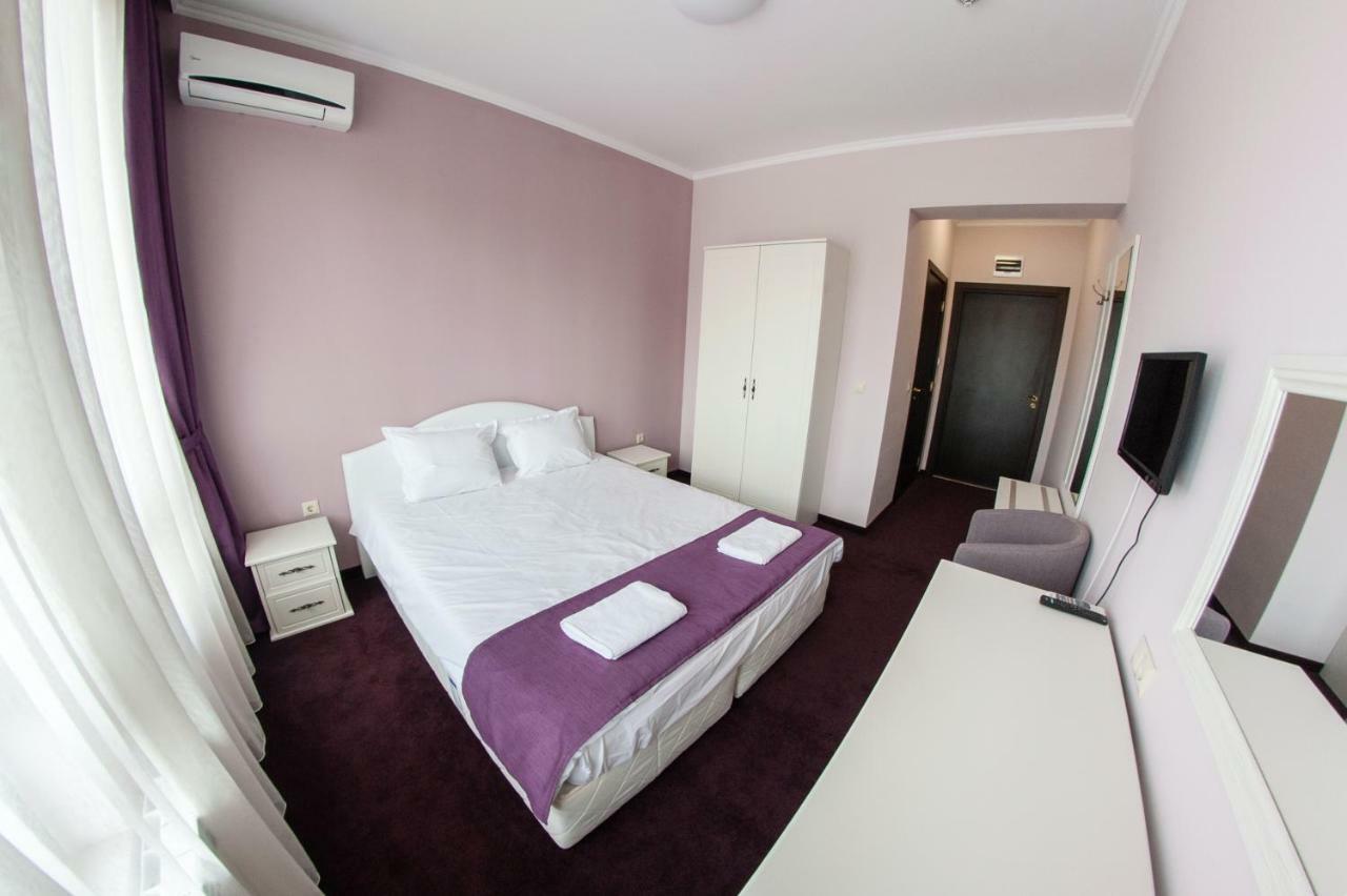 Hotel Chateau Des Bergers Targovishte  Eksteriør bilde